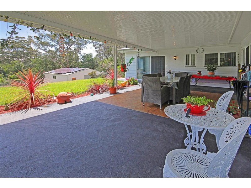 11 Towrang Avenue, Surf Beach NSW 2536