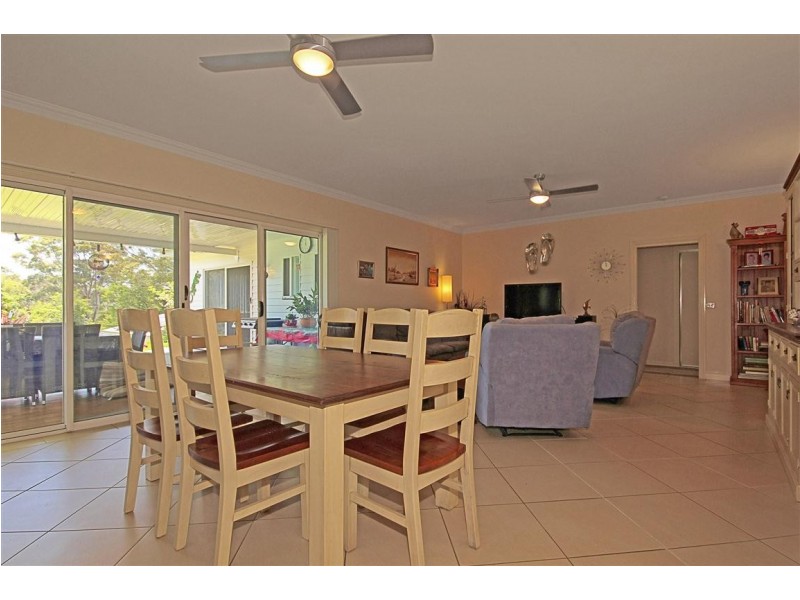 11 Towrang Avenue, Surf Beach NSW 2536