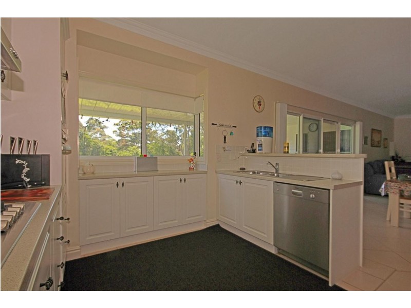 11 Towrang Avenue, Surf Beach NSW 2536