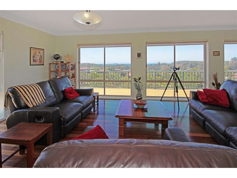 173 George Bass Drive, Surf Beach NSW 2536