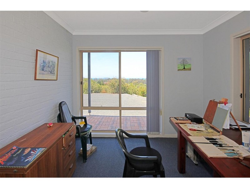 173 George Bass Drive, Surf Beach NSW 2536