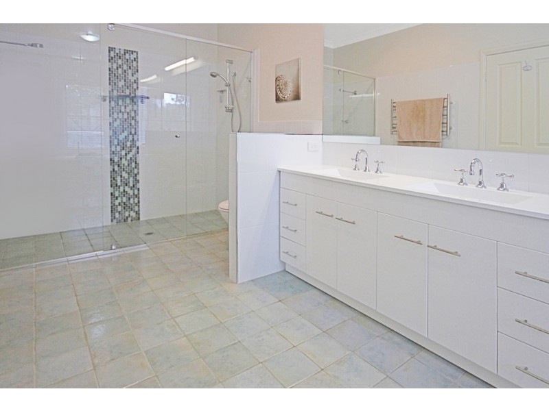 27 Sproxtons Lane, Nelligen NSW 2536