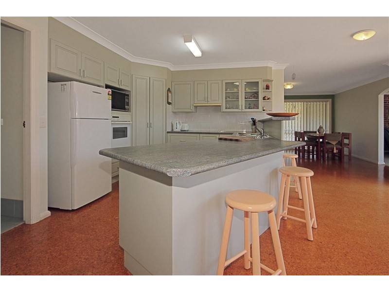 43 Melaleuca Cres, Catalina NSW 2536