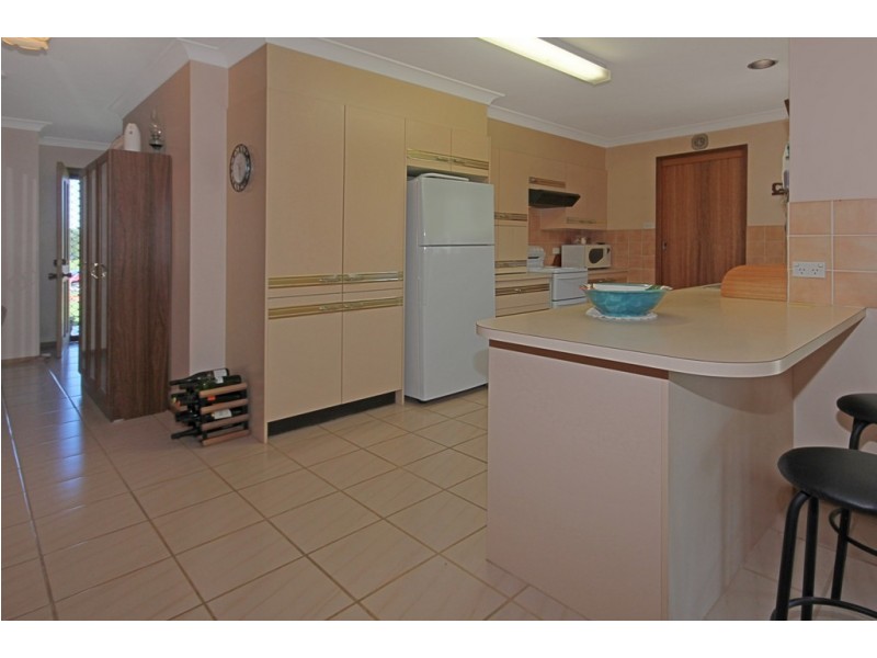 60 Sunpatch Parade, Tomakin NSW 2537