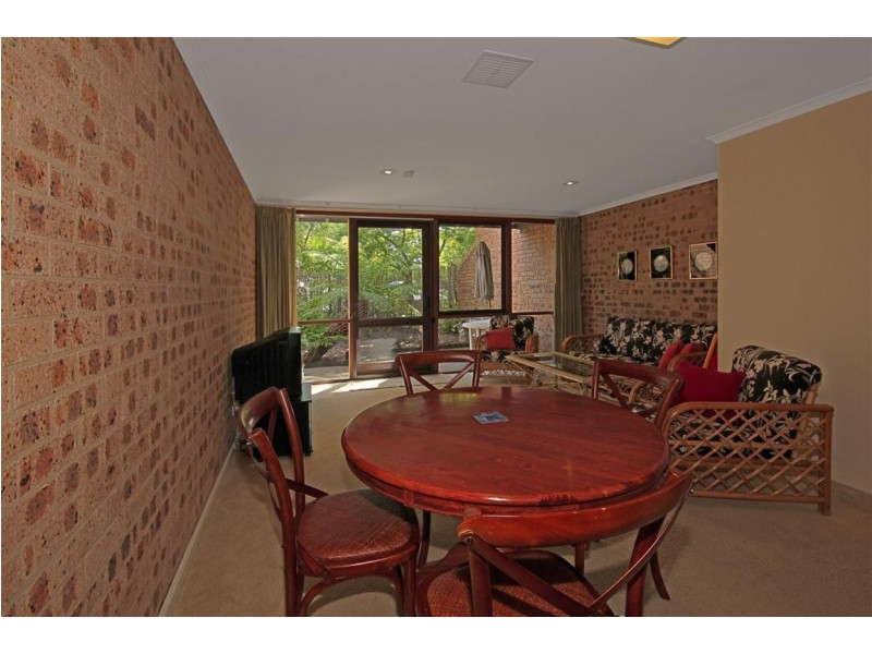 4/1 George Bass Drive, Batehaven NSW 2536