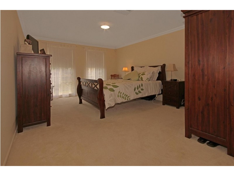 17 Innes Place, Long Beach NSW 2536