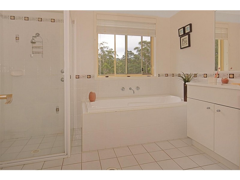 17 Innes Place, Long Beach NSW 2536