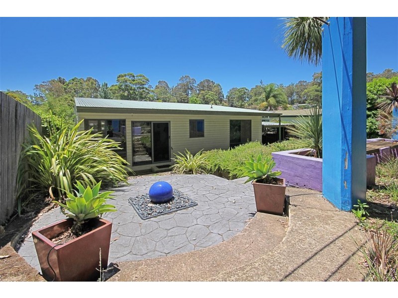 24 Christopher Crescent, Batehaven NSW 2536