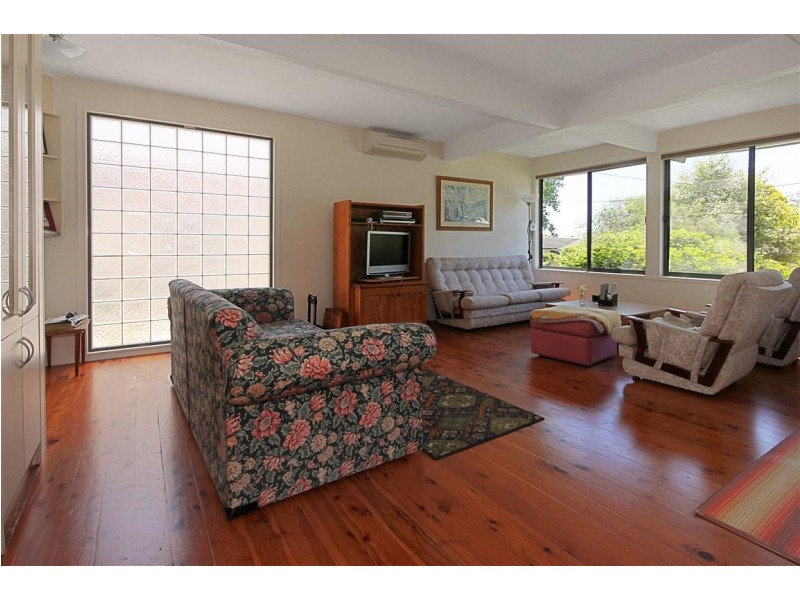 24 Christopher Crescent, Batehaven NSW 2536