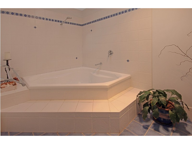 44 Yarrabee Drive, Catalina NSW 2536