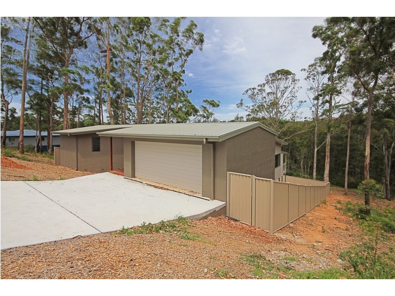 19 Oakwood Way, Catalina NSW 2536
