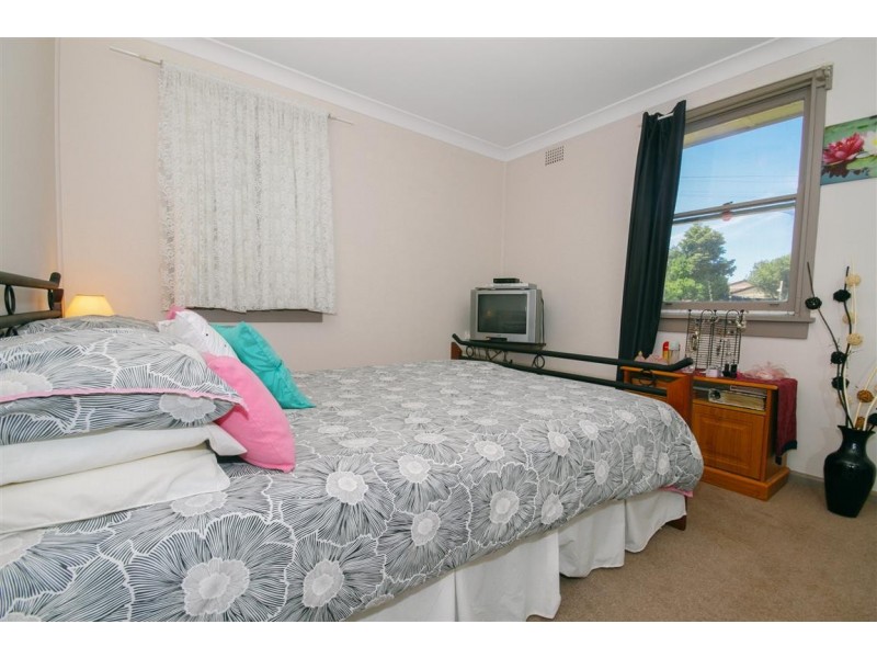 32 Bavarde Avenue, Batemans Bay NSW 2536