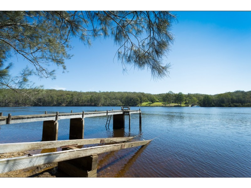 33 Sproxtons Lane, Nelligen NSW 2536