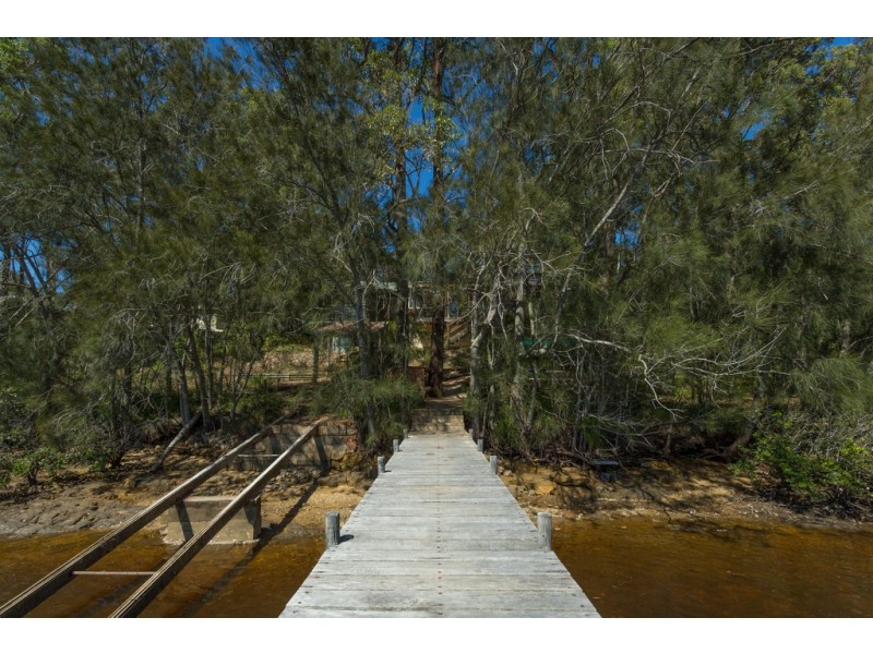 33 Sproxtons Lane, Nelligen NSW 2536