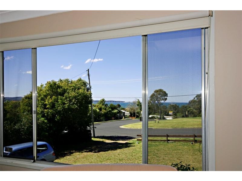 48 Calton Road, Batehaven NSW 2536