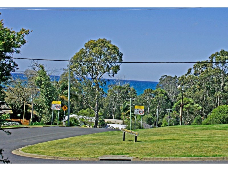 48 Calton Road, Batehaven NSW 2536