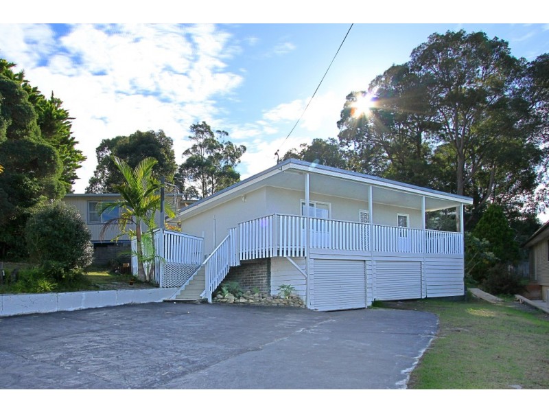 2 Wallarah Street, Surfside NSW 2536
