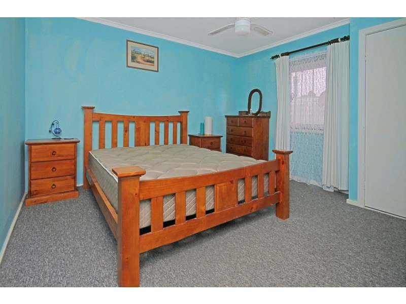 2 Wallarah Street, Surfside NSW 2536