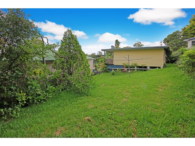 2 Wallarah Street, Surfside NSW 2536