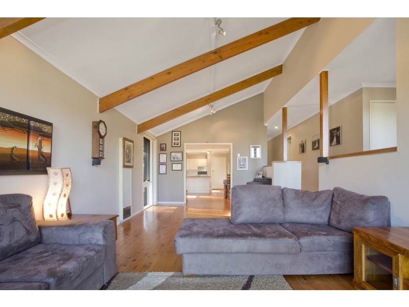 4 Burrawang Crescent, Denhams Beach NSW 2536