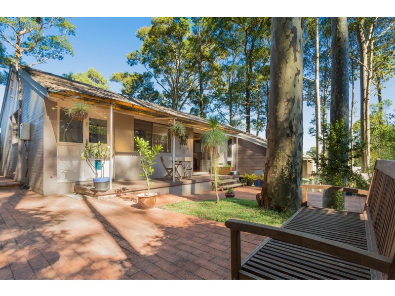 4 Burrawang Crescent, Denhams Beach NSW 2536