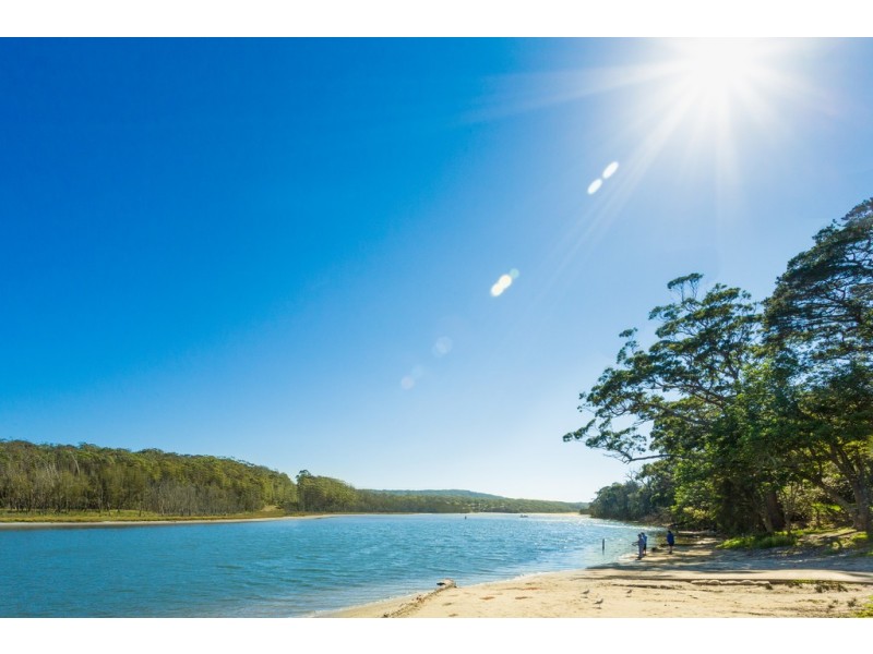 57 Canberra Avenue, South Durras NSW 2536