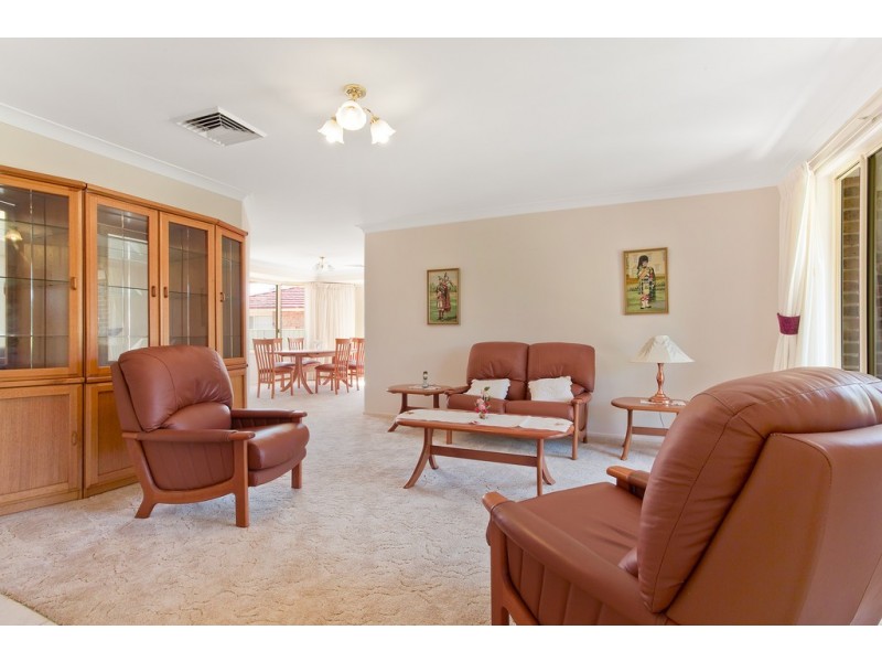 40 Zanthus Drive, Broulee NSW 2537