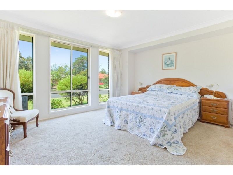 40 Zanthus Drive, Broulee NSW 2537