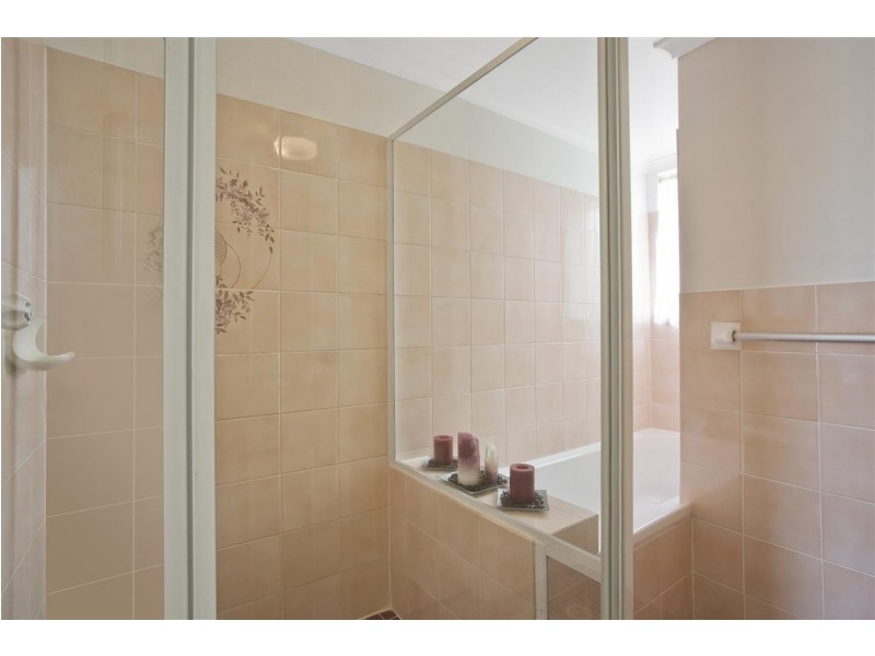 12/2 Sheila Street, Batehaven NSW 2536