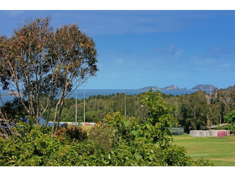 7 Ridge Street, Catalina NSW 2536