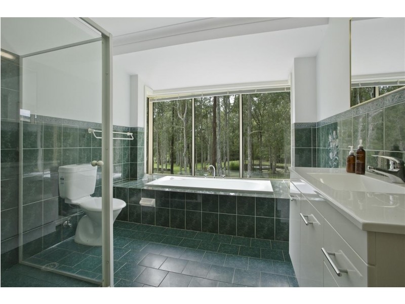 11 Barrakee Drive, Long Beach NSW 2536