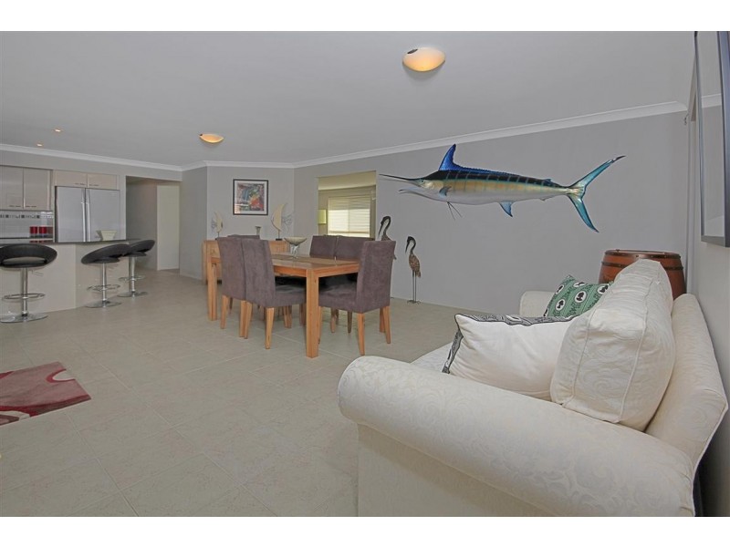 20 Gibson Place, Batehaven NSW 2536