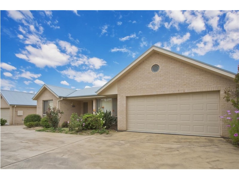 17A Eric Fenning Drive, Surf Beach NSW 2536