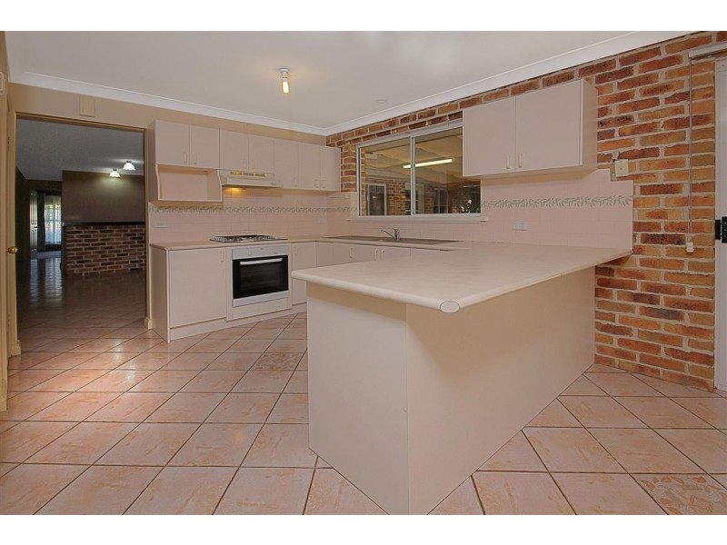 10 Sunshine Bay Road, Sunshine Bay NSW 2536