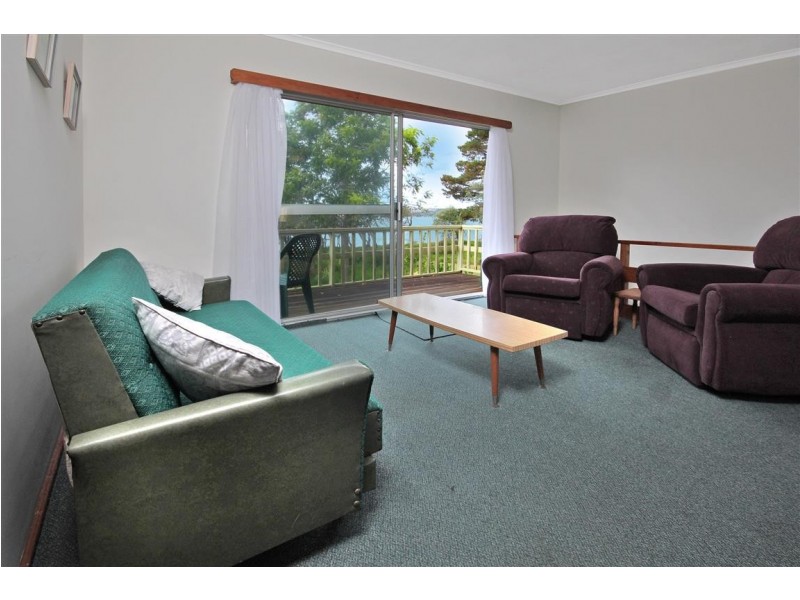 14 Myamba Parade, Surfside NSW 2536