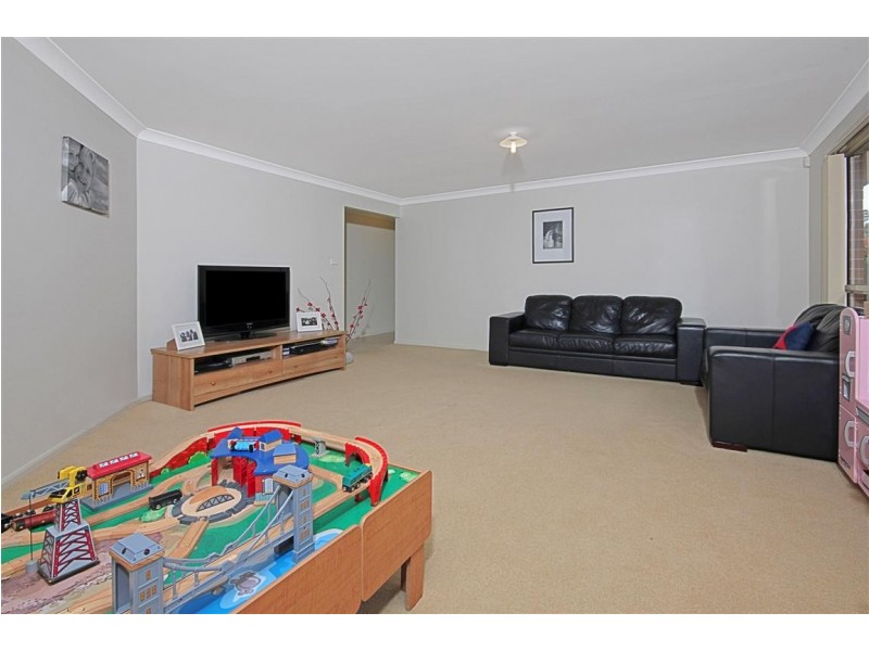6 Dampier Place, Sunshine Bay NSW 2536