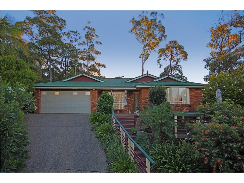 12 Poole Place, Sunshine Bay NSW 2536