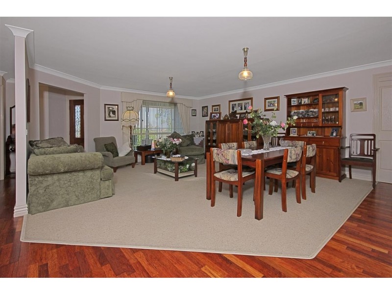 12 Poole Place, Sunshine Bay NSW 2536