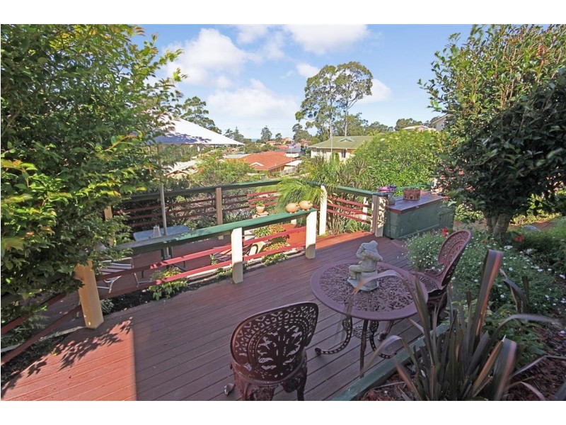 12 Poole Place, Sunshine Bay NSW 2536