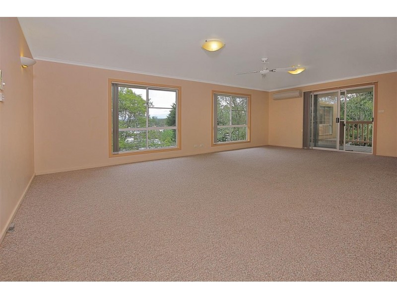 33 Penthouse Place, North Batemans Bay NSW 2536