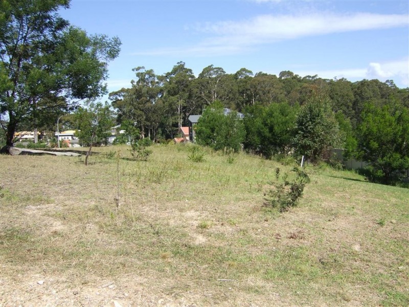 2 Courtenay Crescent, Long Beach NSW 2536