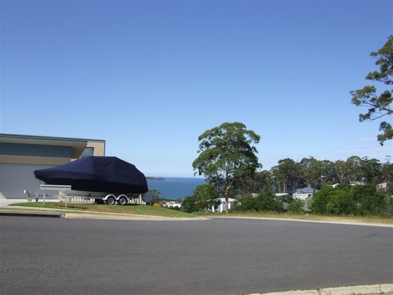 2 Courtenay Crescent, Long Beach NSW 2536