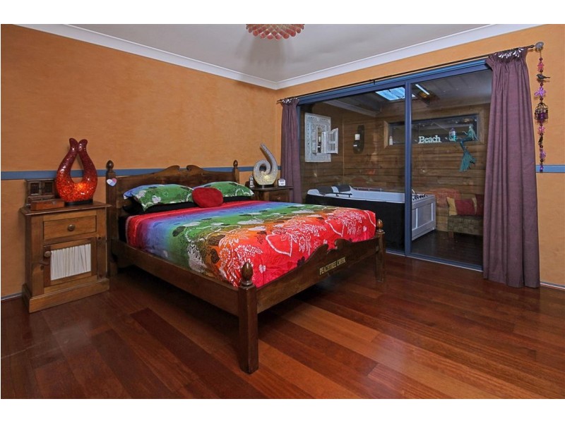 433 George Bass Dr, Malua Bay NSW 2536
