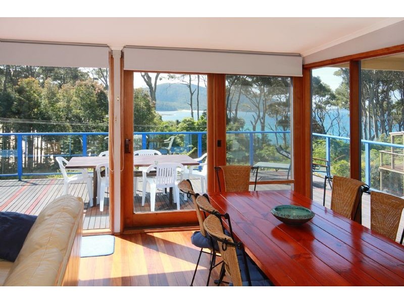 8 Depot Beach Road, Depot Beach NSW 2536