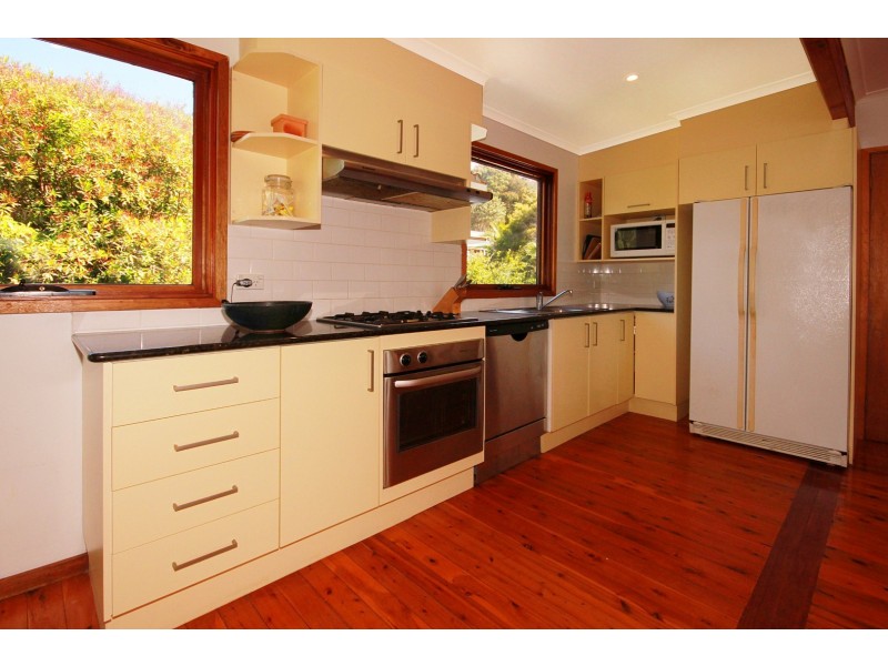 8 Depot Beach Road, Depot Beach NSW 2536