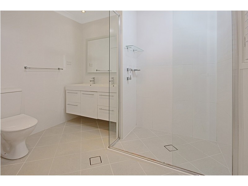 8 Hanna Place, North Batemans Bay NSW 2536