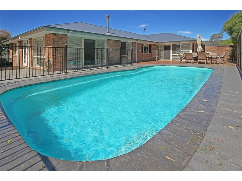 20 Wentworth Avenue, Sunshine Bay NSW 2536