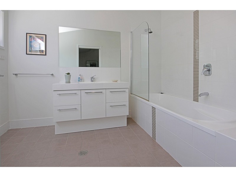 2/45 River Road, Mossy Point NSW 2537