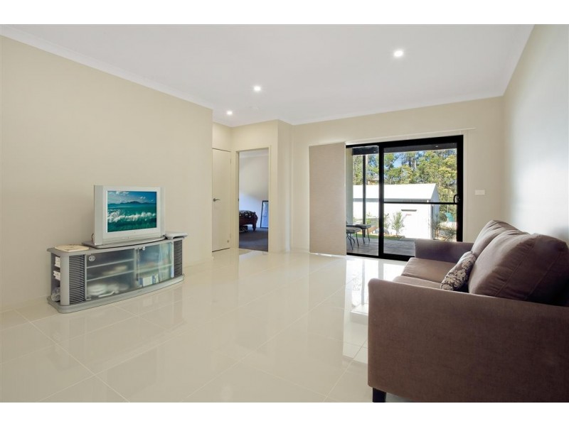 55 Broomfield Crescent, Long Beach NSW 2536