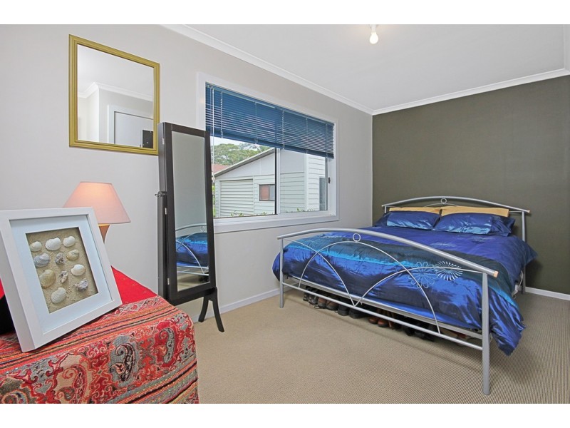 35 Grant Street, Broulee NSW 2537